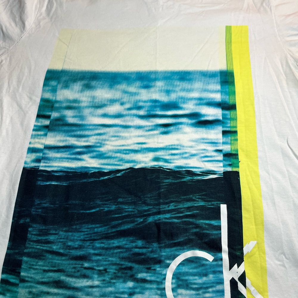 Calvin Klein Shirt - Picture 2 of 2
